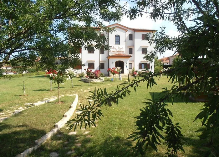 Linet 3 By Interhome Apartman