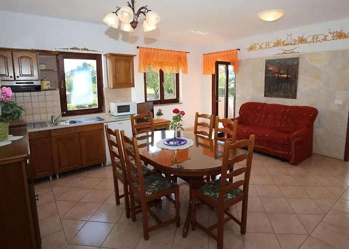 Linet 3 By Interhome Funtana