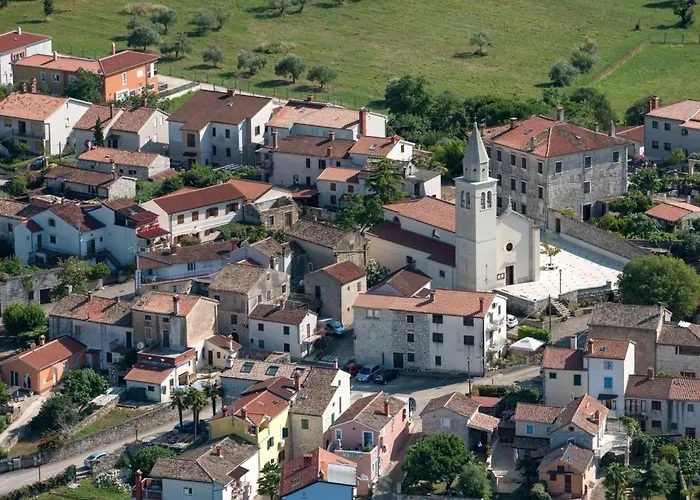 Linet 3 By Interhome Apartman Funtana